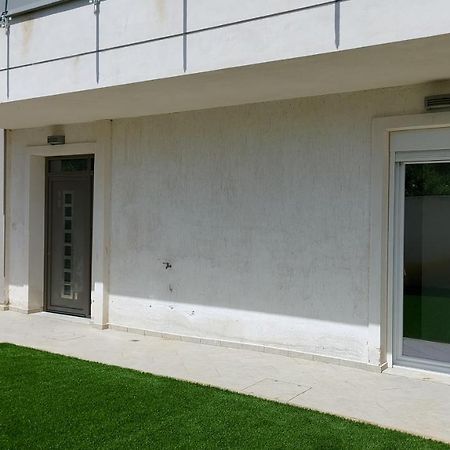 Gianni & Sophia Airport House Appartement Artemida  Buitenkant foto